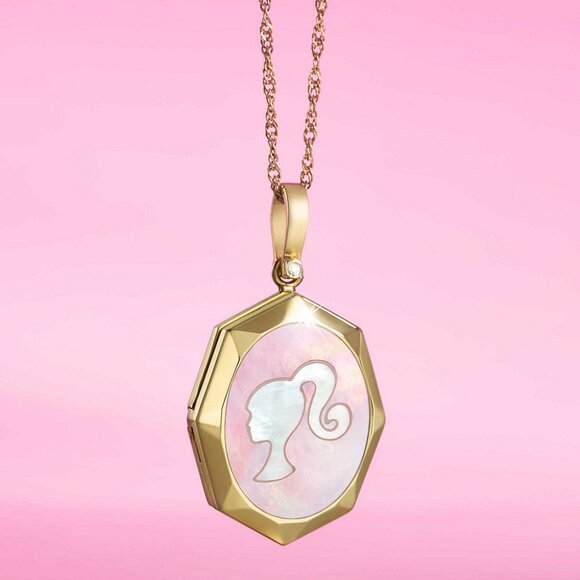 Barbie x Fossil Limited Edition Gold-Tone Stainless Steel Chain Necklace - Picture 6 of 7